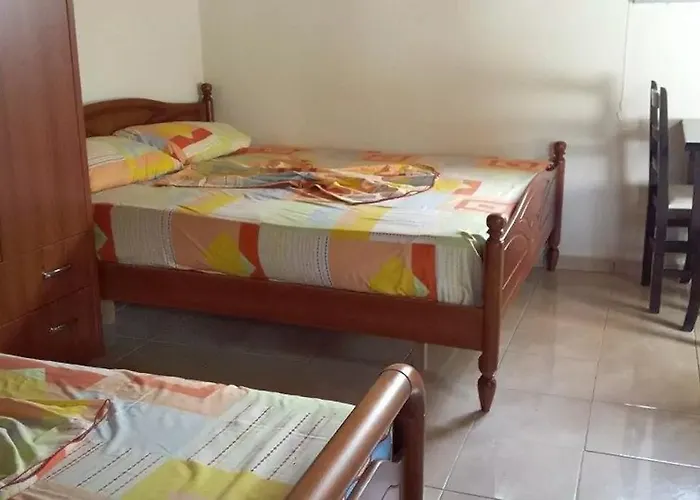 The Olive Grove Feriehus *