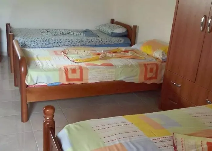 Feriehus The Olive Grove Borsh