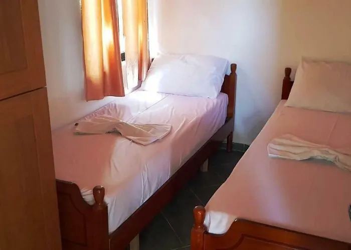 The Olive Grove Feriehus